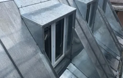 Couvreur Saint-Cloud 92210 – Création charpente et toiture zinc